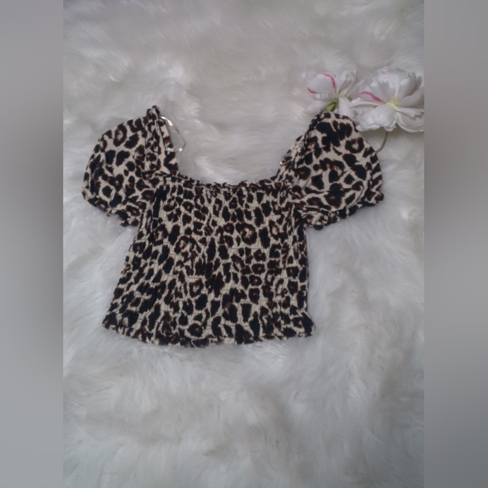 Monteau Los Angeles Puff Sleeve Crop Top Size S